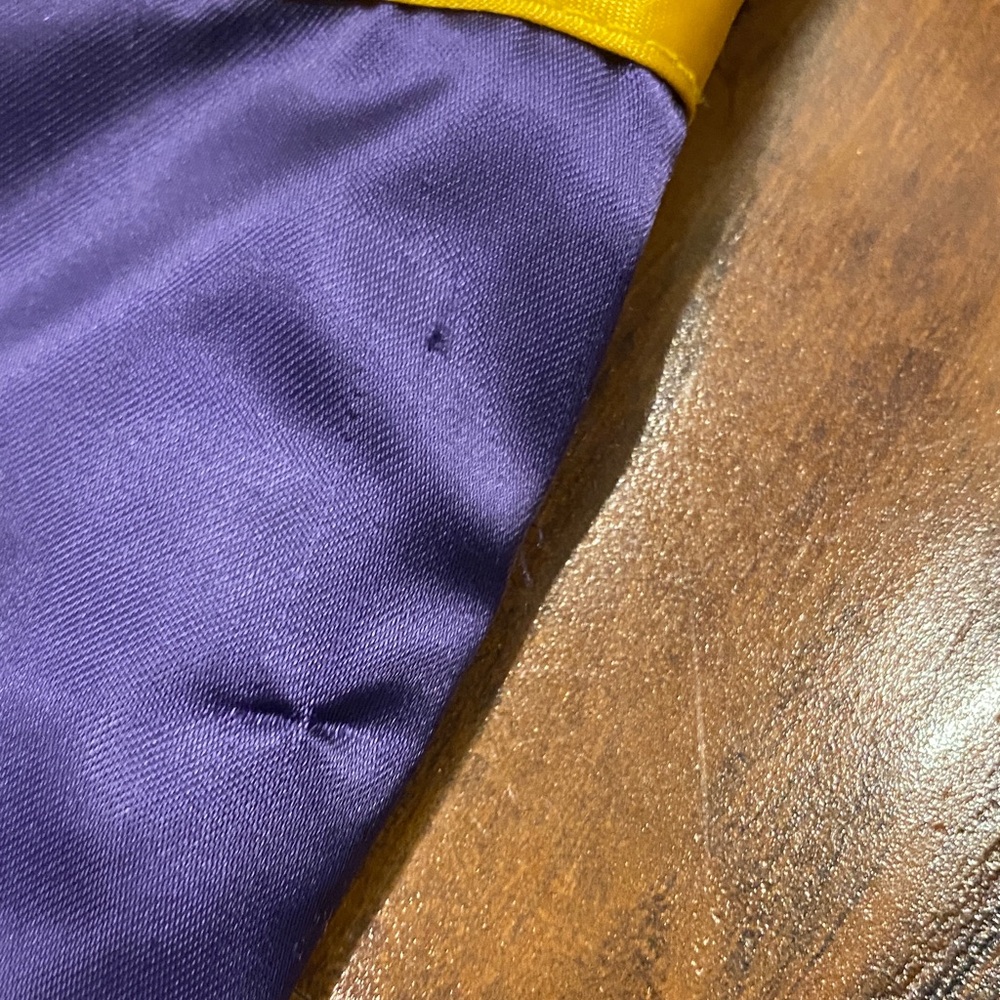 Chalk Line UW Purple & Gold 'W Huskies' Satin Varsity Jacket Kids Size 5 - Picture 4 of 12